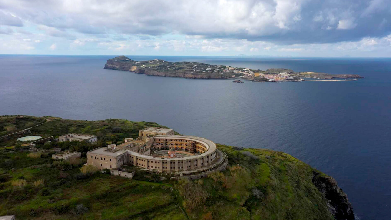 ventotene radio luna